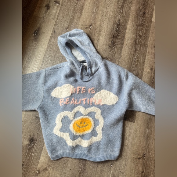 TAKA Original Life Is Beautiful Daisy cloudy day knit hoodie - Picture 10 of 11